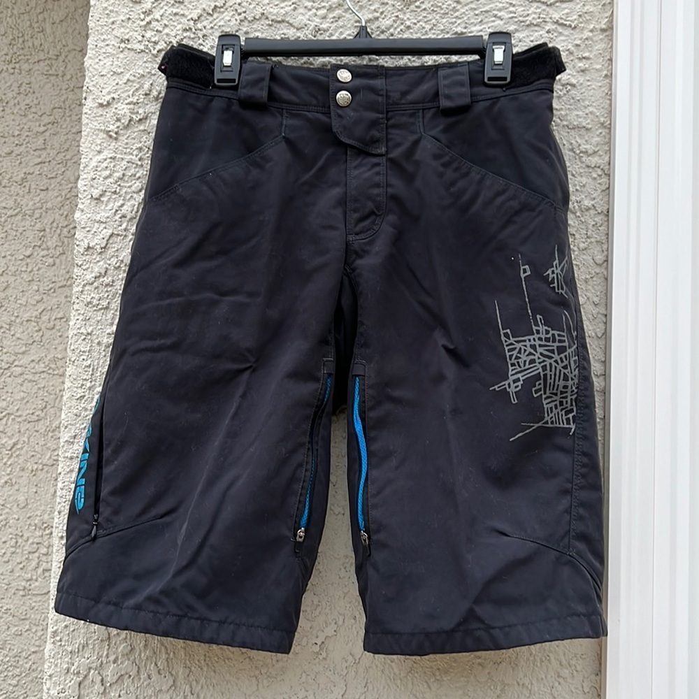 Dakine Women's Black Cycing Shorts Size S